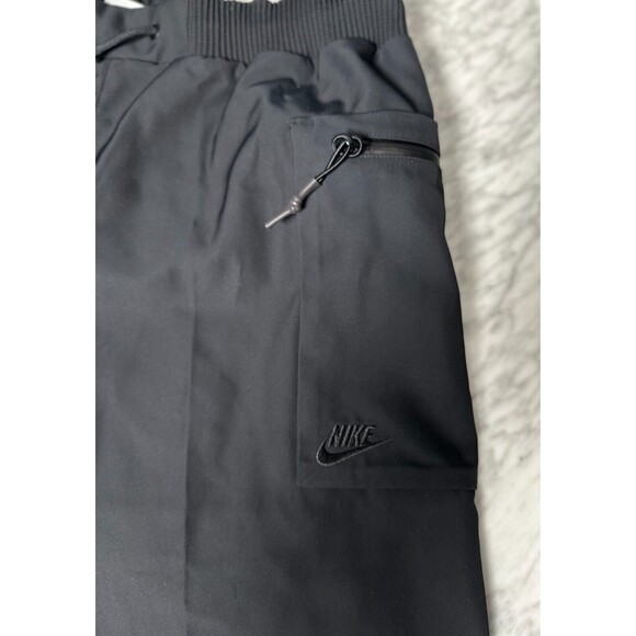 Nike Sportswear Tech Pack Shorts Woven Utility FB7528-010 Black Men's Medium - Picture 8 of 11